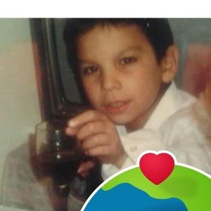 Meet your Posher, Guy eduardo